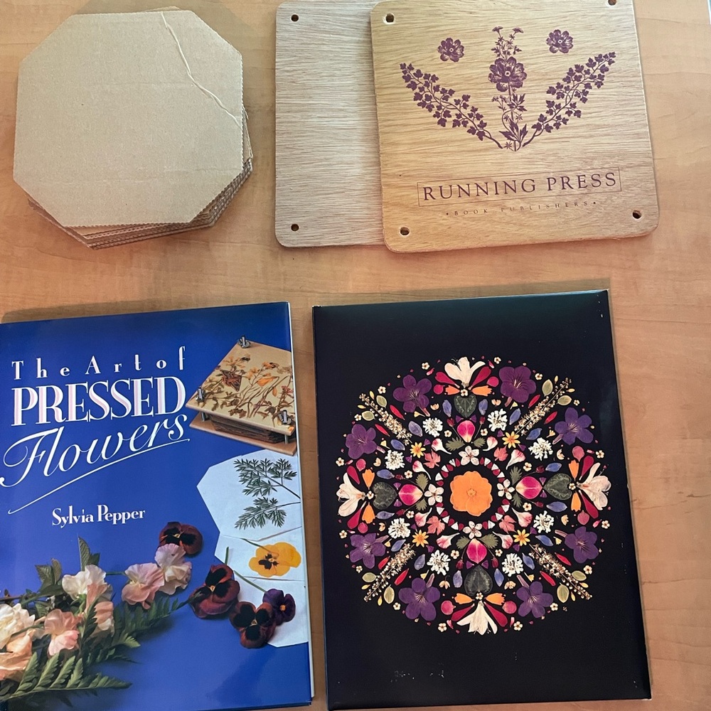 The Art of Pressed Flowers Kit